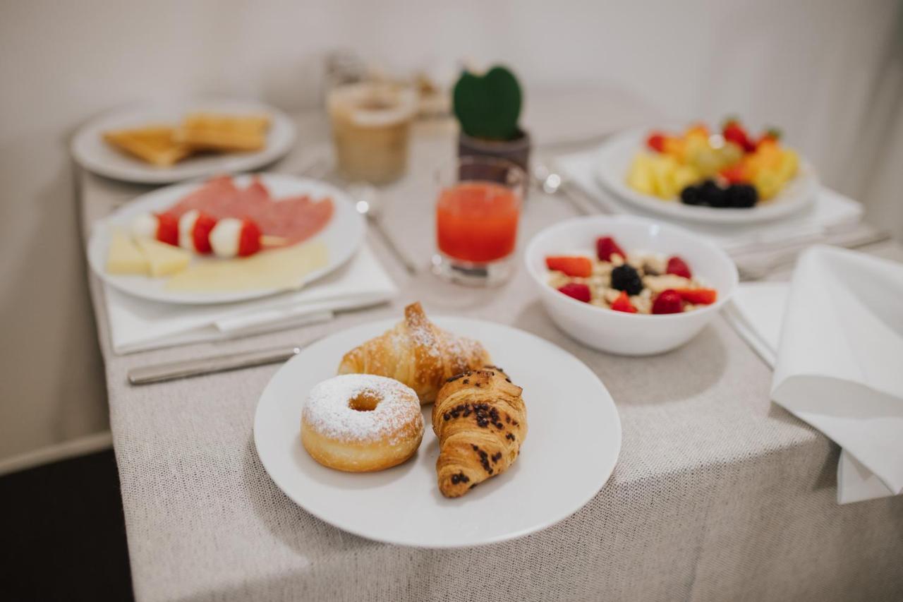 Hotel Villa Franca リニャーノ・サッビアドーロ エクステリア 写真