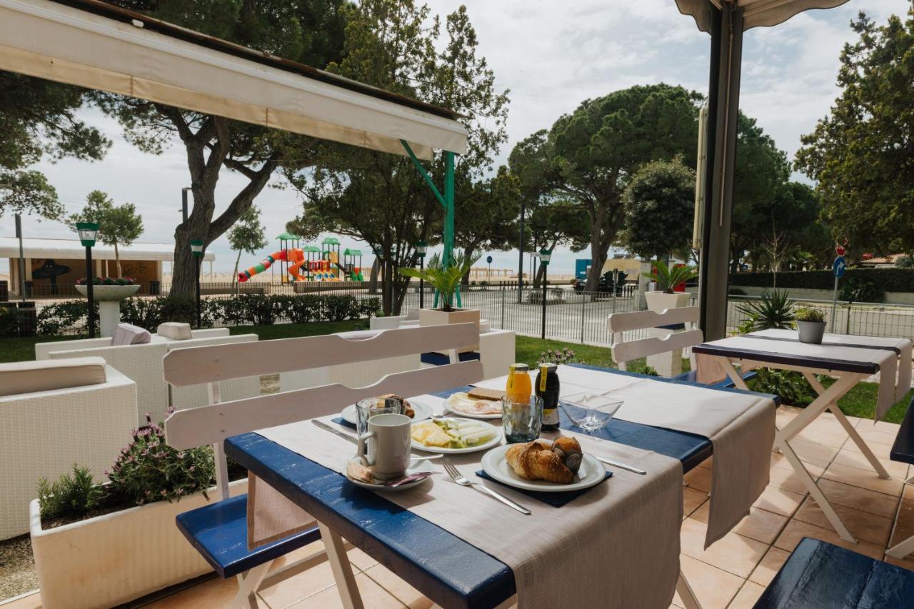 Hotel Villa Franca リニャーノ・サッビアドーロ エクステリア 写真