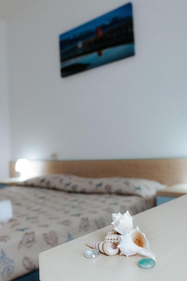 Hotel Villa Franca リニャーノ・サッビアドーロ エクステリア 写真