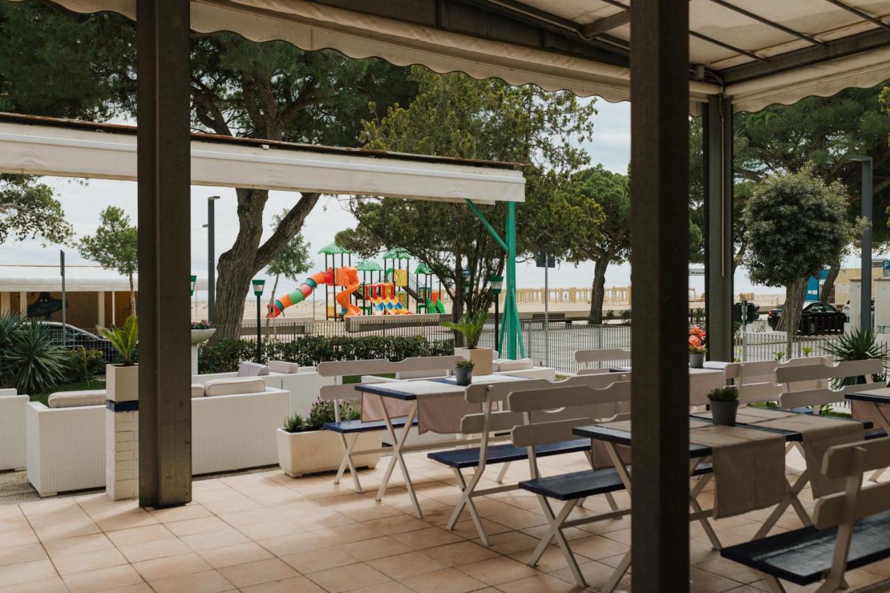 Hotel Villa Franca リニャーノ・サッビアドーロ エクステリア 写真